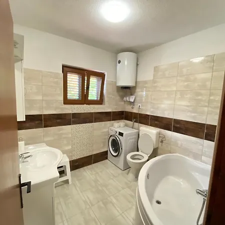 Kuca Za Odmor Lucija Villa Privlaka (Zadar)